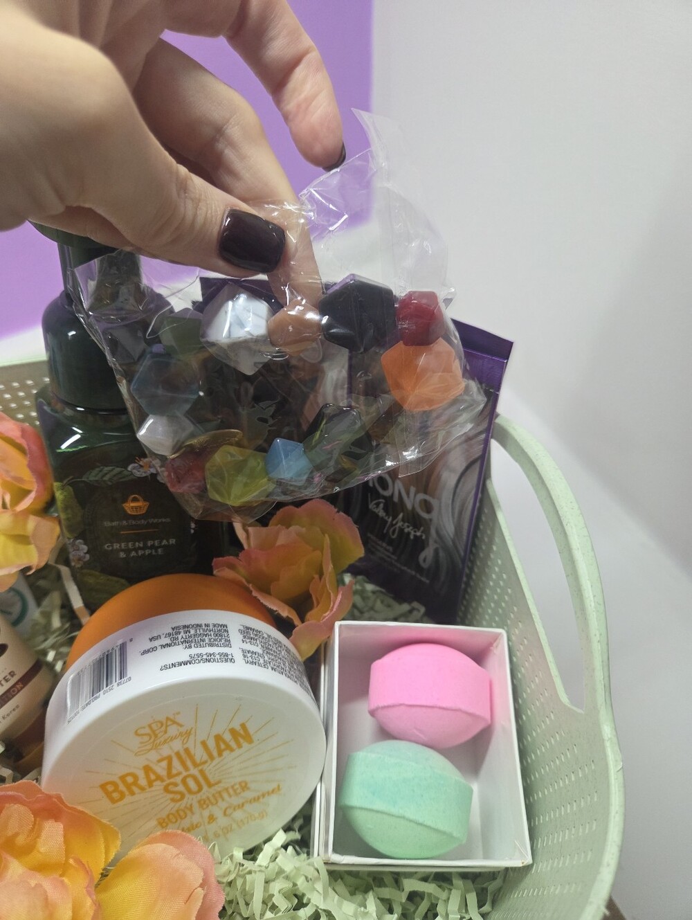 Ultimate Pampering Spa Gift Basket Set Bath & Body Works Clinique Crème Shop - Picture 2 of 7
